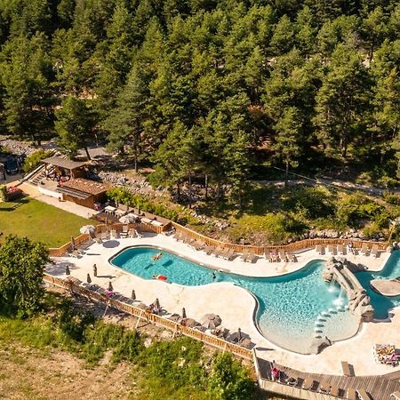 Hotel Camping RCN Les Collines de Castellane Esterno foto