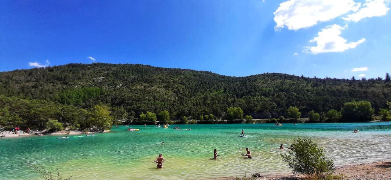 Hotel Camping RCN Les Collines de Castellane Esterno foto