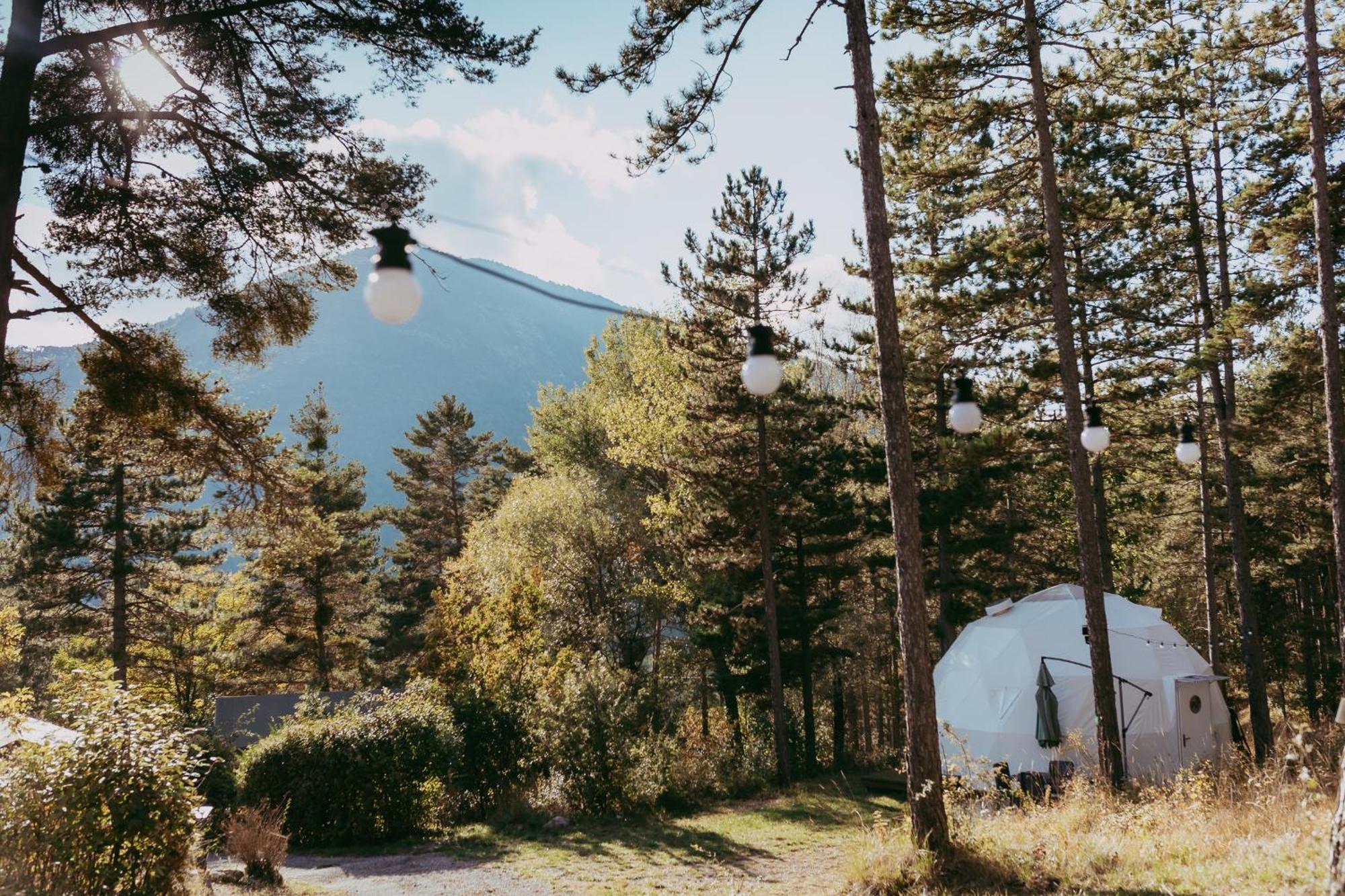 Camping RCN Les Collines de Castellane Esterno foto